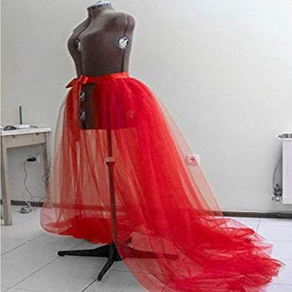 Elegant Red Tulle Skirt